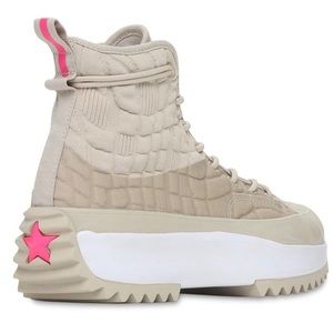 CONVERSE
RUN STAR HIKE DIGITAL EXPLORER SNEAKERS. Mint condition